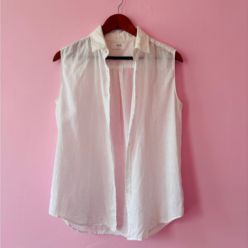 Uniqlo linen sleeveless top